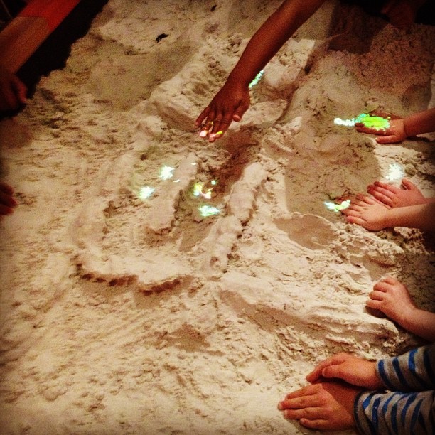 Impressive, @auckland_museum - using a Kinect and projector for interactive maze building! (at Auckland Museum)